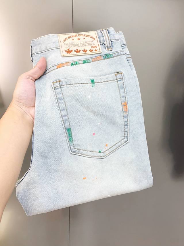 D2 Second Party 2025 Spring and Summer new men's slim-fit skinny jeans. Official