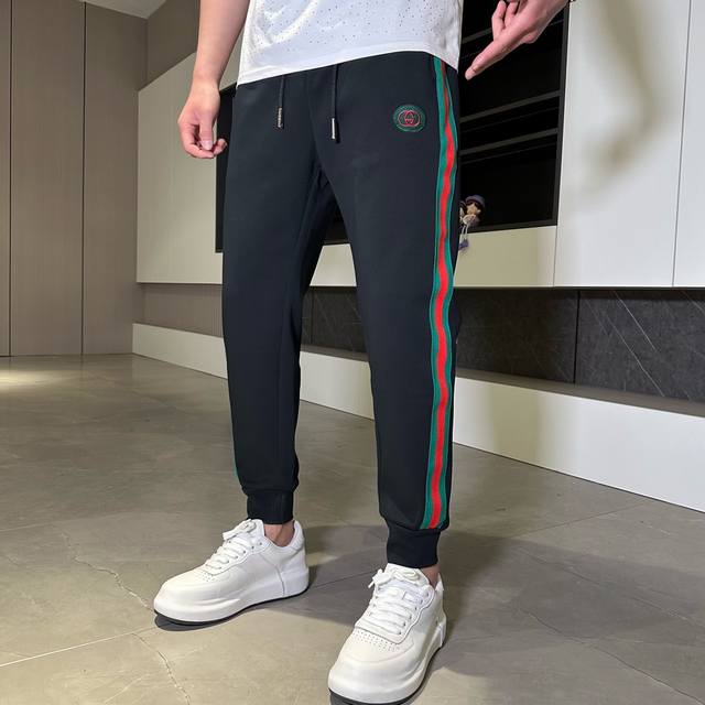 Gucci's new Spring/Summer 2025 casual pants! Available now on the official websi