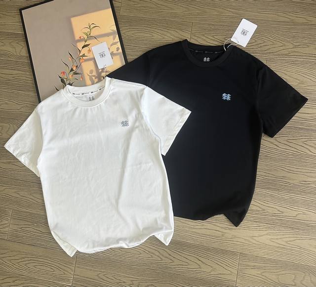 Kolon Sport Ink Artist Collaboration Short 25S Sleeve Crew Neck T-shirt. Fabric: