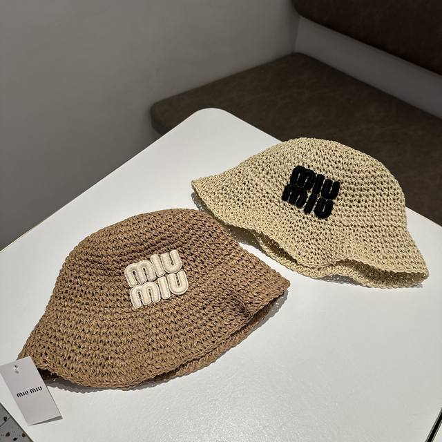 Miumiu woven hollow bucket hat, the hat shape is simply impeccable! 3D weaving t
