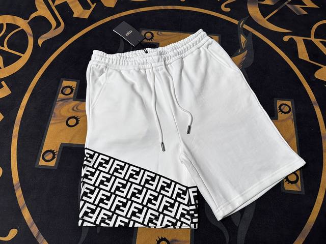 Fendi 2025 Spring/Summer new casual shorts, high-end version, 100% authentic det