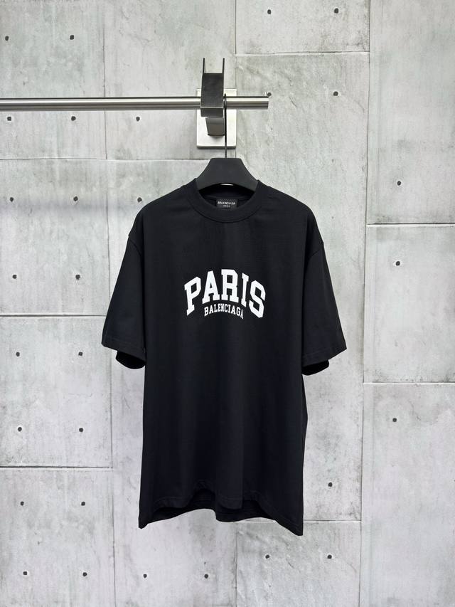 Balenciaga letter print short sleeves. Craftsmanship: The fabric is made of doub