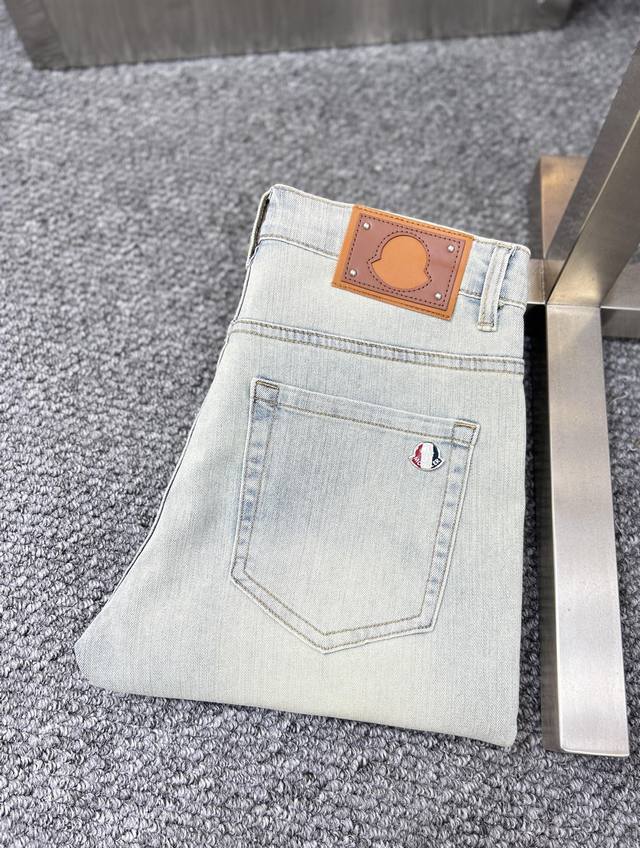 Monc* SS25 early spring men's jeans feature stretchy fabric. Exclusively availab