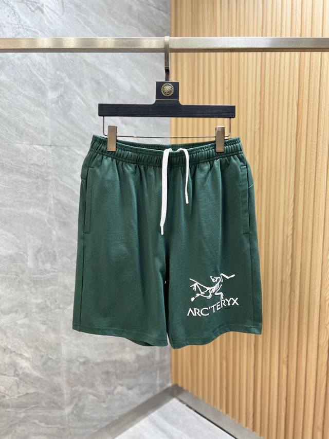 Arc'teryx 2025 Spring/Summer new arrivals. Three complete shorts. Good stuff. Ne