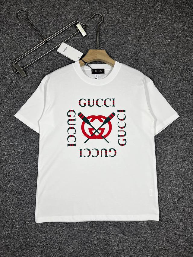 Gucci Short Sleeve Collection Season: Spring/Summer 2025 Colors: Black, White Si