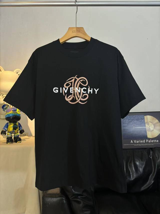 Actual photos of the top-of-the-line Givenchy Givenchy classic monogram printed