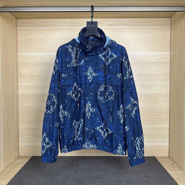 Lois Vitn 2025 Spring/Summer new style. All-over printed sailboat lettering jack