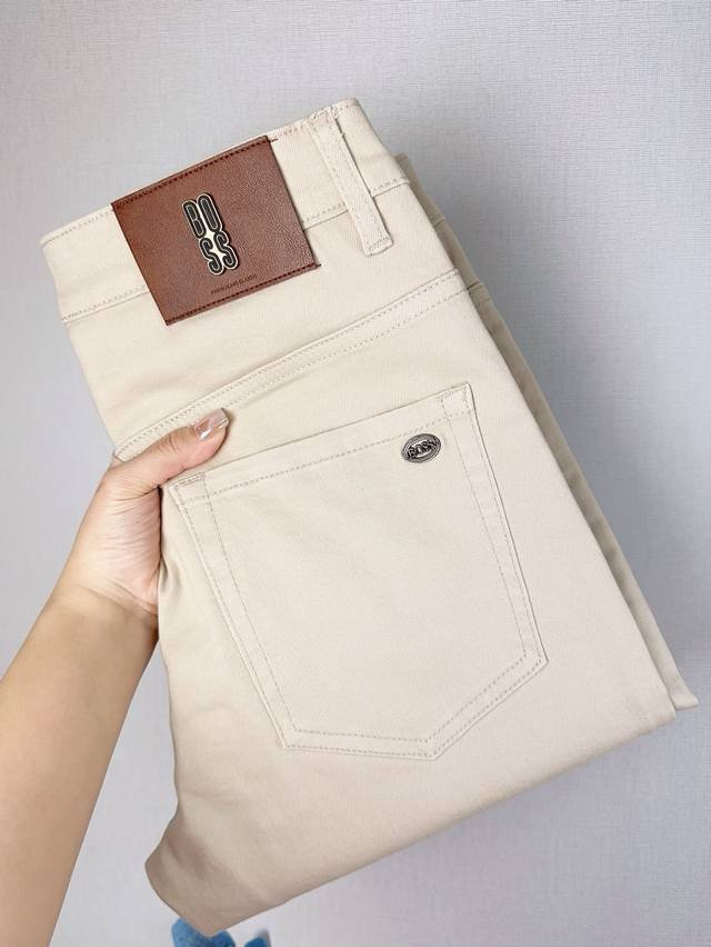Boss2025 high-fashion light beige casual pants. Made from stretchy, ultra-soft,
