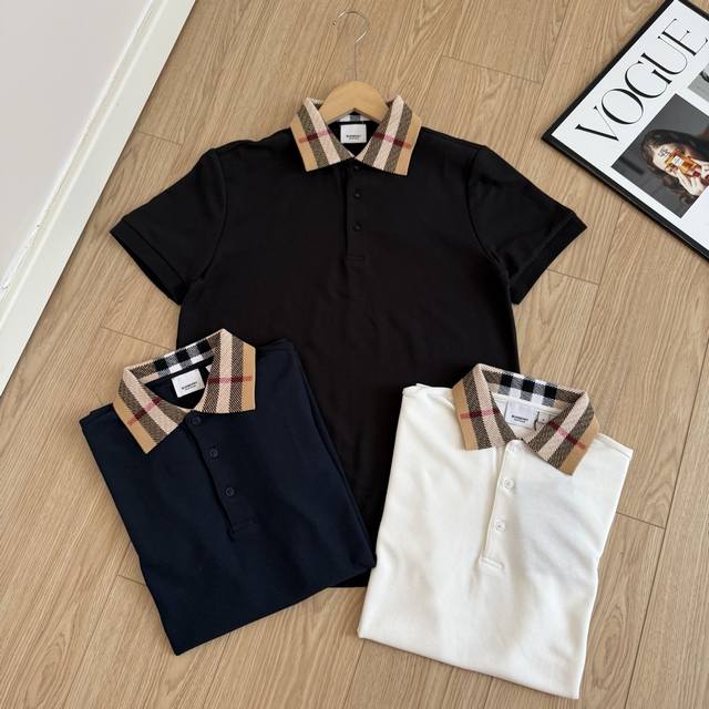 Burberry's classic check-collared short-sleeved polo shirt, featuring premium qu