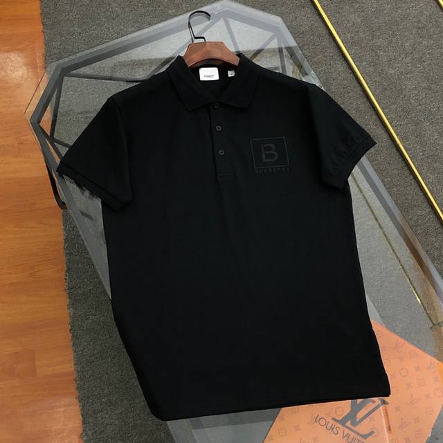 Burbberry's new 2025 classic embroidered logo lapel polo shirt. High-quality ori