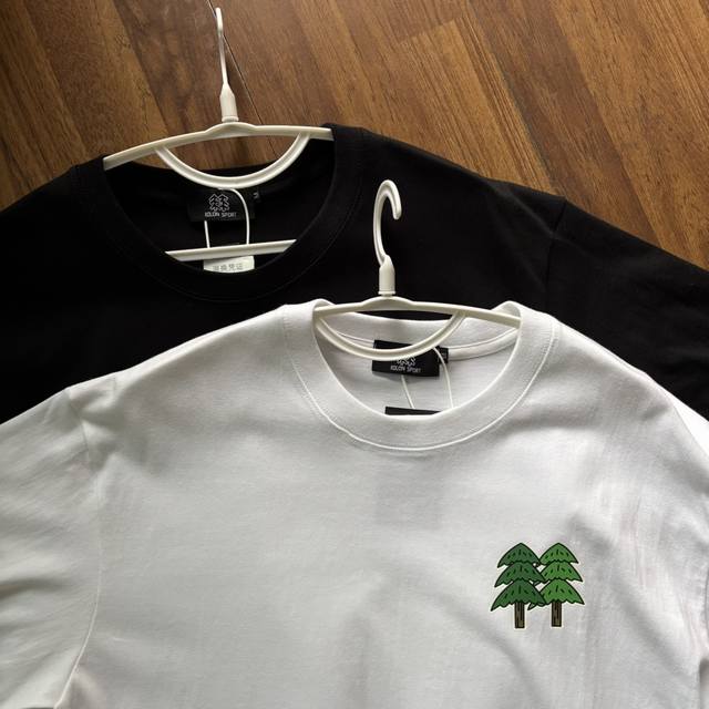 High-quality, exquisitely packaged in snow-pear paper. Kolon Sport outdoor unise