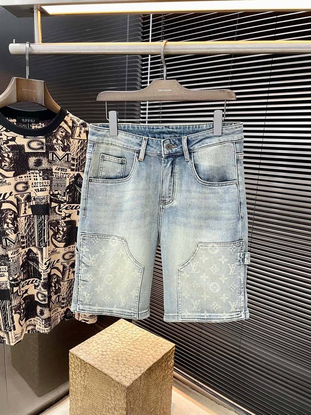 Louis Vuit 2025 Spring/Summer new denim shorts. Imported denim, pure cotton deni