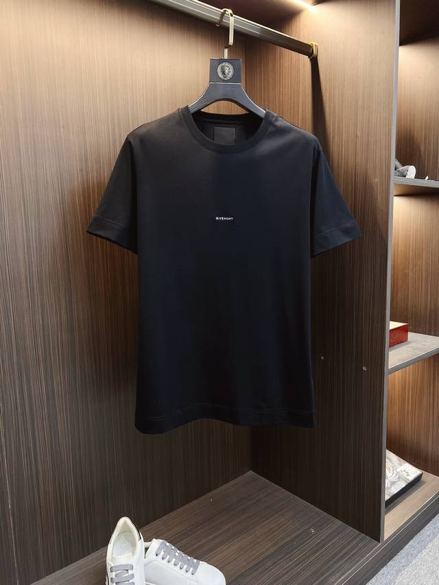 Givenchy 25Ss New arrival in boxed packaging! Crew-neck, short-sleeved T-shirt,