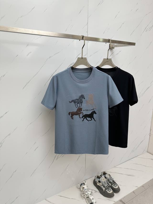 H New spring and summer short-sleeved T-shirts for men and women, sold simultane