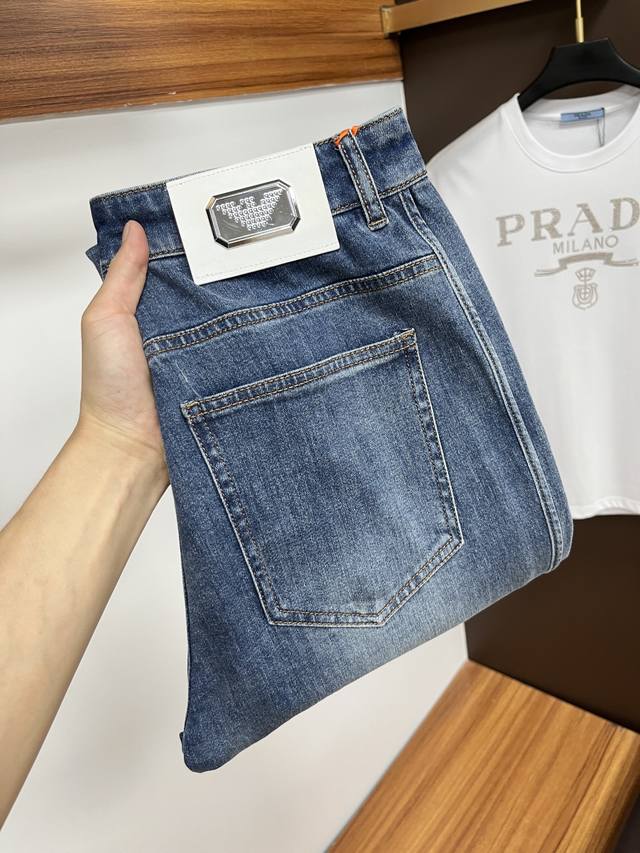 Armani 2025Ss Year of the Snake Summer New Year jeans. 1:1 original production,