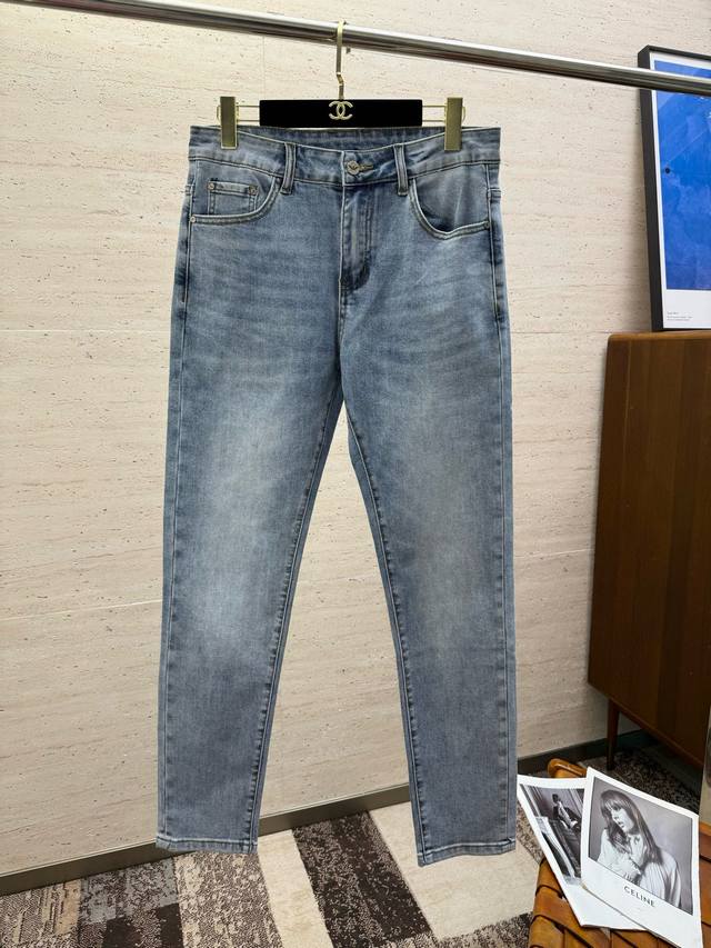 Ea25S Spring/Summer Men's Straight Jeans. Made of cotton denim, they're soft yet