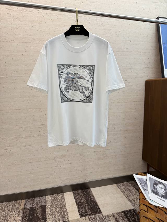 Bur2025 New Spring/Summer Short-Sleeve T-shirt features vibrant and shiny colors
