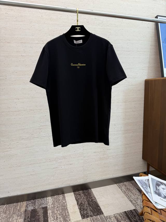 Val2025 New Spring/Summer Short-Sleeve T-shirts feature vibrant and shiny colors