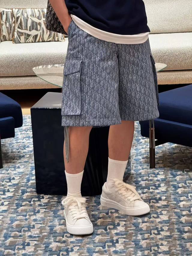 Dior 25Ss cotton twill printed pocket work shorts, authentic, 17,500. Purchased