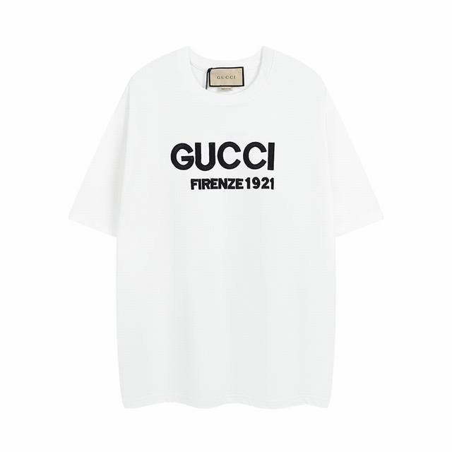 Available year-round. Gucci's new 3D embroidered short-sleeved shirt with letter