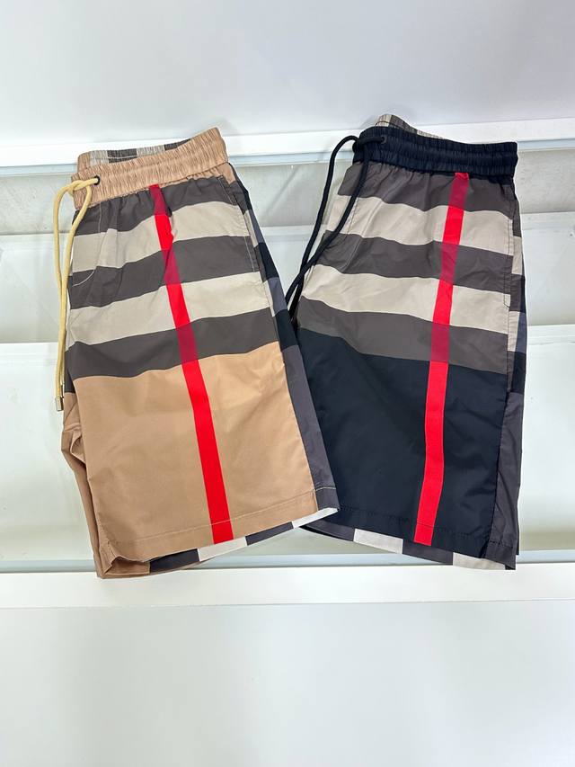 Burberry's new spring and summer unisex casual shorts. Our shorts are much heavi