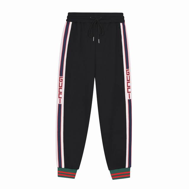 New arrival: G's classic side-woven sweatshirt and sweatpants belt set. The simp