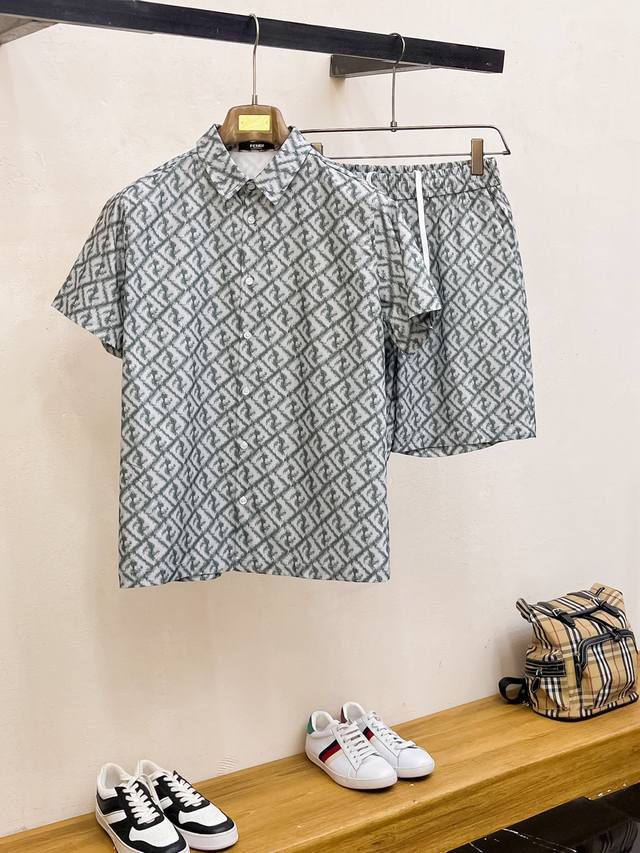 Yichen 2025 summer new Fendi printed lapel short-sleeved shirt set, a high-end v