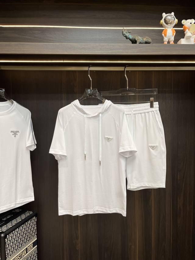Mos is featuring the Prada Early Spring 2025 collection, the latest designer Pra