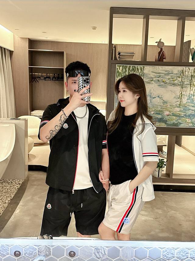 Mos new short-sleeved jacket set with classic design, novel style, slim and fash