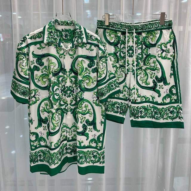 Du Gucci's 2025 Spring/Summer collection is here! Recommended by this quality-co