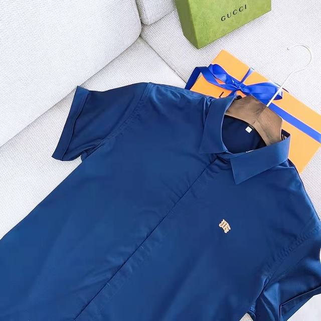 Haiy Burberry Short-Sleeve Shirt 8170 P This summer's new European counter-made,