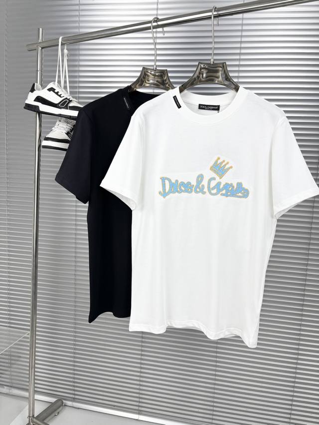 25Ss Spring/Summer new release, the latest short-sleeved, round-neck T-shirt. Hi