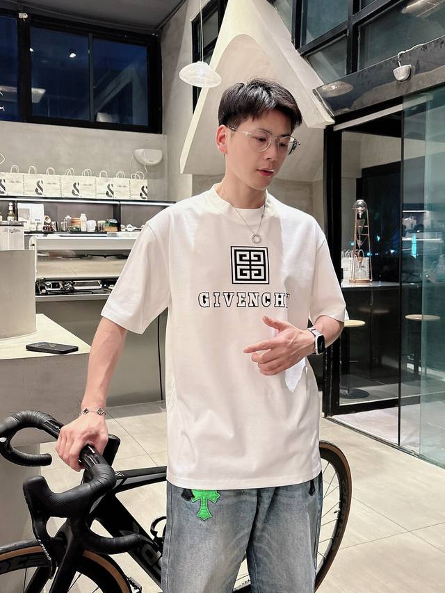 Givenchy Givenchy 2025 Spring/Summer new release, the latest short-sleeved crew