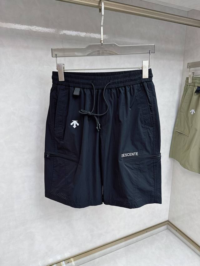 Descente 2025 summer new men's casual shorts, made of high-end custom fabric, br