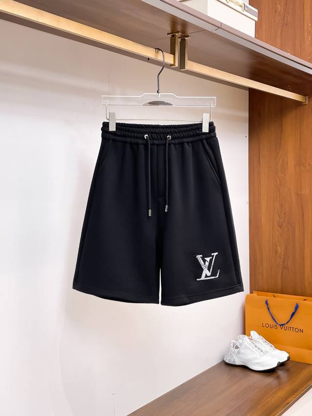 Lv 2025Ss new summer model, original counter-only, reversible shorts. A bestsell