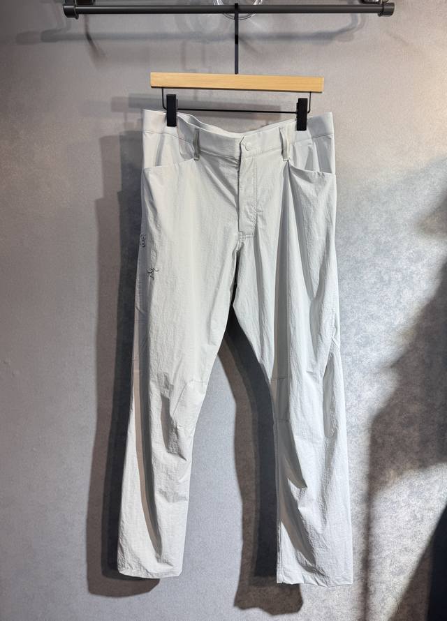 Arc'teryx 2025 SS Sport Casual Pants, featuring comfortable and breathable fabri