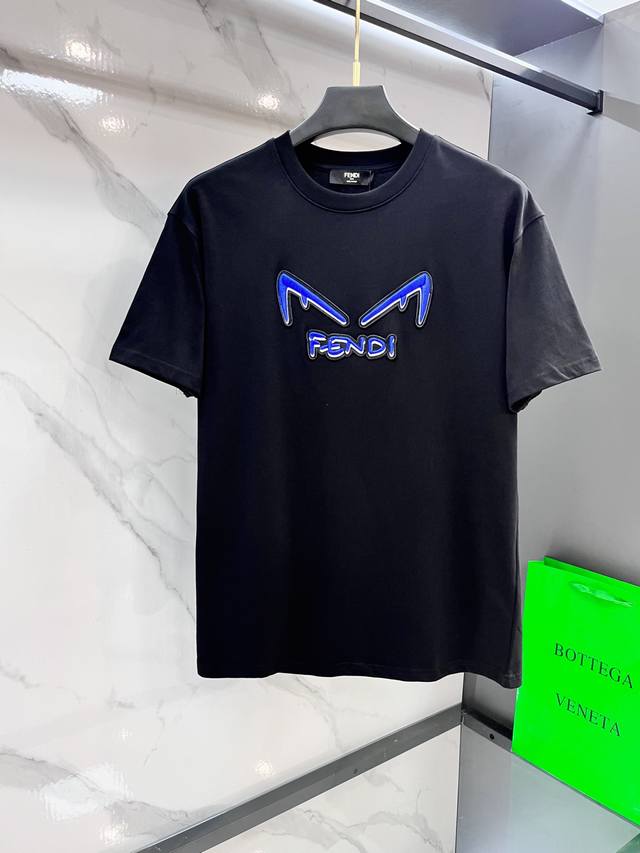 Fendi 25Ss Spring/Summer new release, the latest short-sleeved crew neck T-shirt