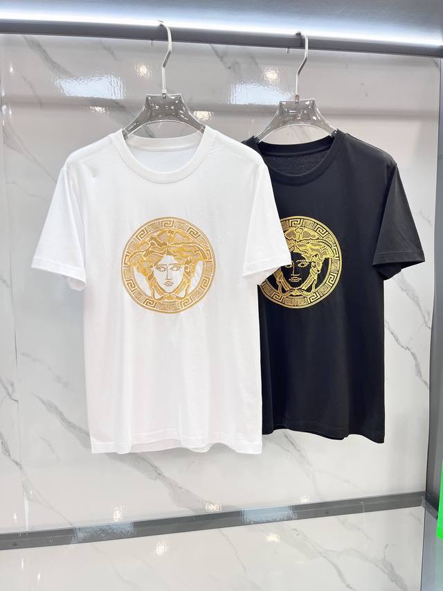 Versace 2025FW Spring/Summer new round-neck outerwear T-shirt with a 3D logo. Re