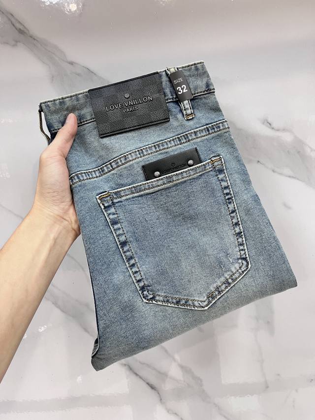 Lv 2025Ss early spring new thin heavy-duty casual pants, imported high-quality w