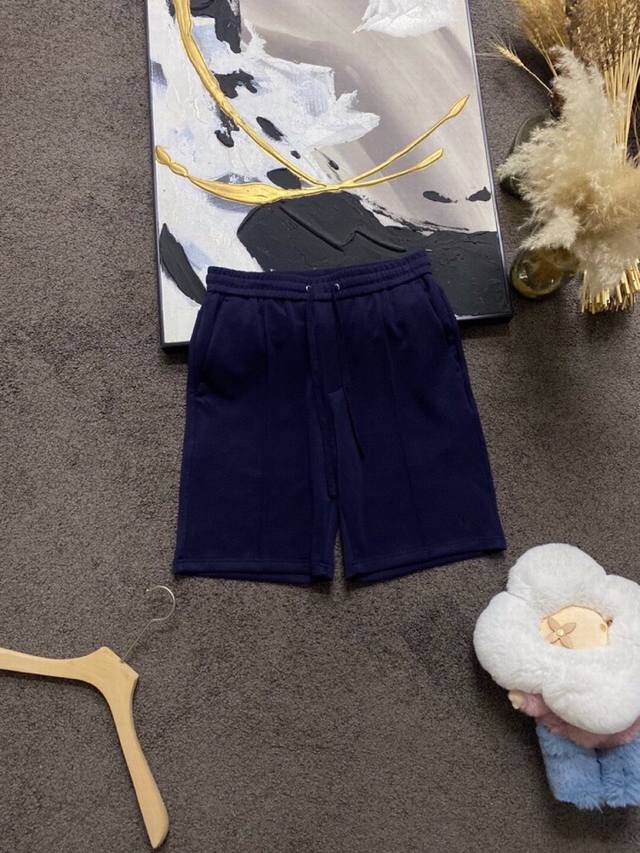 Loro Piana's latest spring/summer LP Joetsu shorts exude a relaxed, effortless v