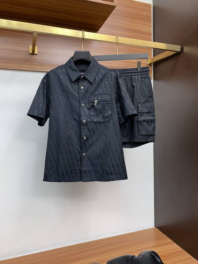 Fendi M-3Xl 25th Spring/Summer new casual jacquard shorts set. Clean and neatly