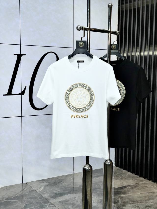 Versace. Premium product, 2025 Spring/Summer new release, the latest short-sleev