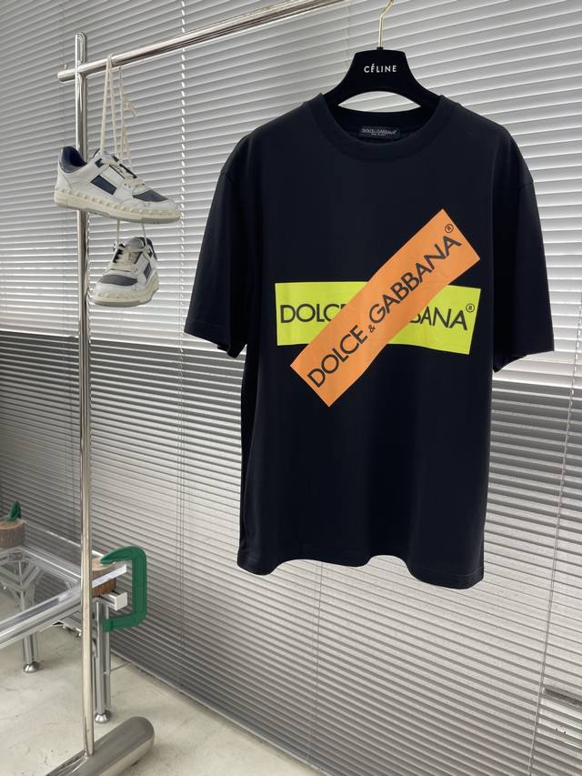 Dg 25Ss Spring/Summer new release! The latest round-neck short-sleeved top, feat