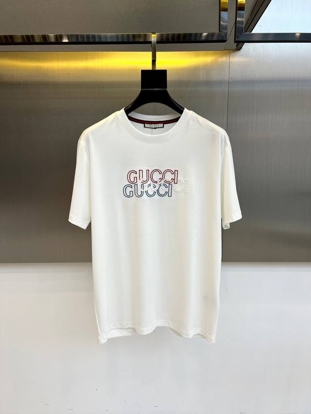 Gucci, 2025 summer men's round neck fashionable three-dimensional letter casual