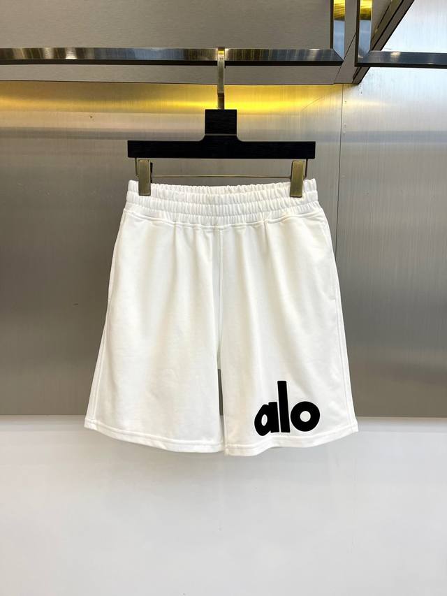 Ao, 25S new summer casual shorts! Drawstring style, classic logo design. Simple