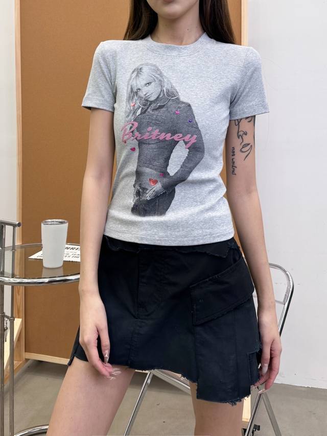 Paris | New Britney Spears small version T, garment washing plus front and back