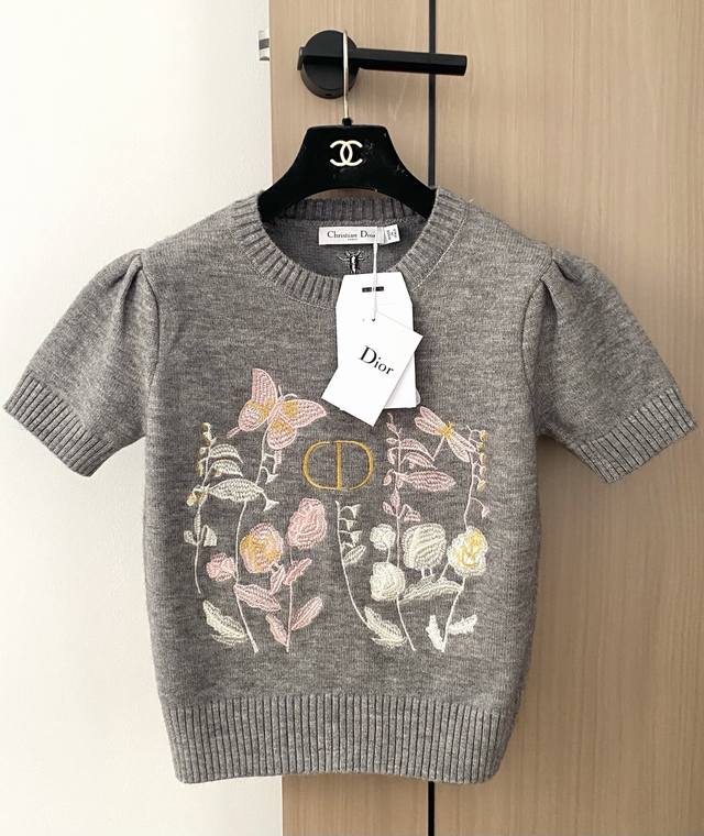New, original, high-quality Dio* 2025 Early Fall Collection! Embroidered butterf