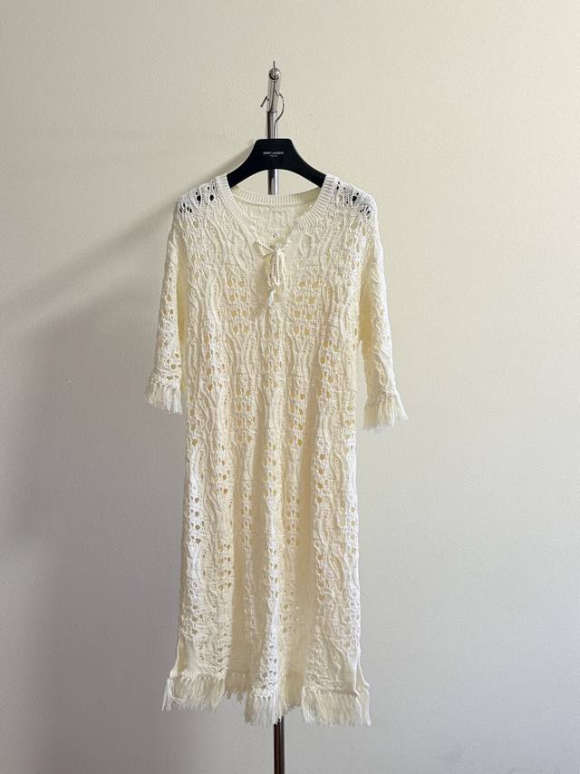 Dio Resort Collection Fringed Hollow Dress Summer Fashion The whole piece is wov