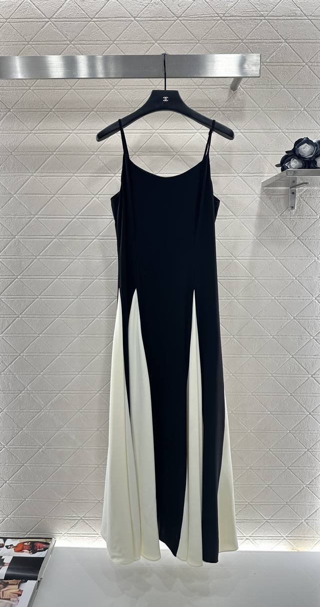 Dio* 2025 New Arrival: Custom-Made Contrast-Pattern Slip Dress Made of YB Import