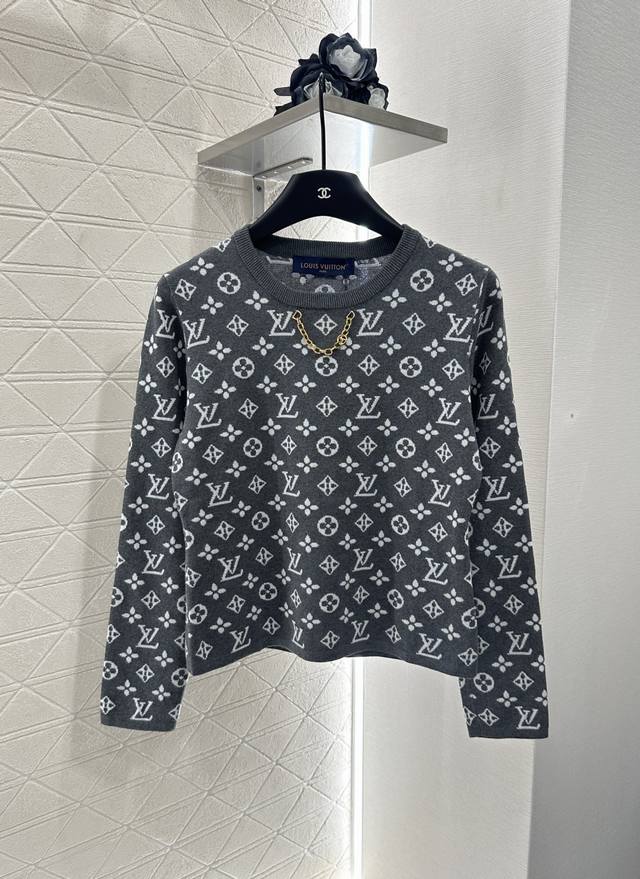 Louis Vuitto* 2025 New Arrivals: Jacquard chain-knit long-sleeve, custom-woven f